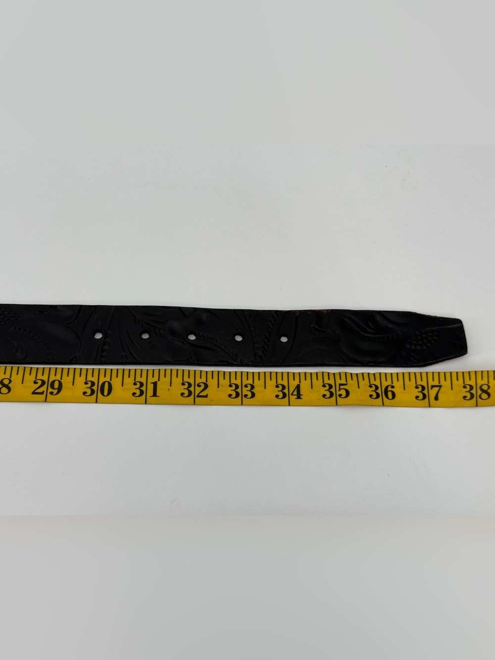 Patricia Nash Black Tooled Leather Belt S/M - Picture 8 of 9
